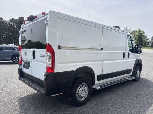 Used 2025 RAM ProMaster 2500 w/ U-Haul Equipment Group image 7