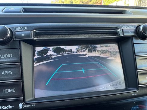 Used 2015 Toyota RAV4 XLE FWD image 19