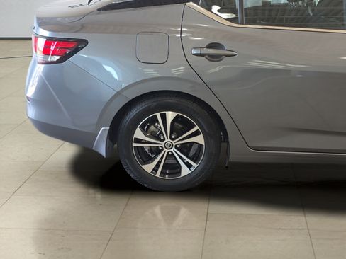 Used 2022 Nissan Sentra SV FWD image 30