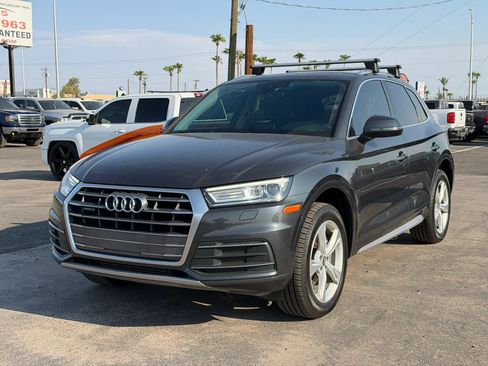Used 2020 Audi Q5 2.0T Premium w/ Convenience Package AWD/4WD image 1