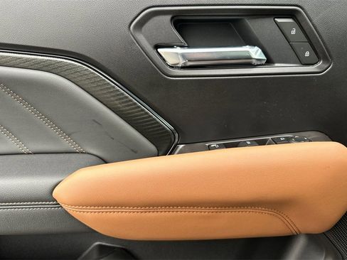 New 2026 GMC Canyon AT4 w/ Nightfall Edition image 9