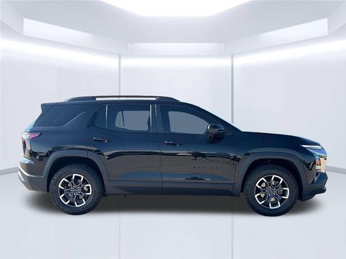 Used 2025 Chevrolet Equinox ACTIV AWD/4WD image 8