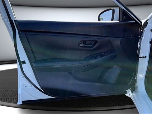 Certified 2025 Nissan Sentra S image 19