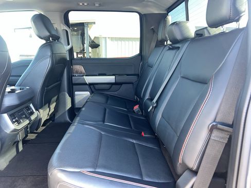 Used 2023 Ford F250 Lariat w/ Lariat Ultimate Package image 27