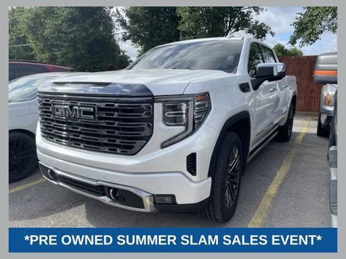 Used 2022 GMC Sierra 1500 Denali Ultimate AWD/4WD image 1