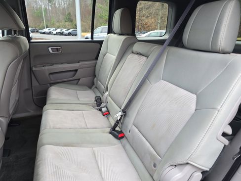 Used 2015 Honda Pilot LX image 14