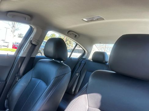 Used 2011 Chevrolet Cruze LT image 11