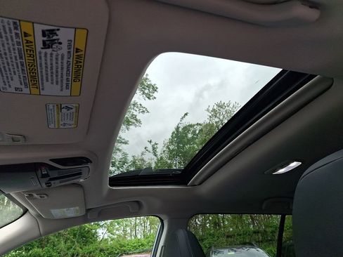 Certified 2025 Subaru Outback Limited AWD/4WD image 16