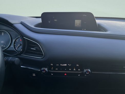 Used 2025 MAZDA CX-30 AWD 2.5 S w/ Preferred Package image 12