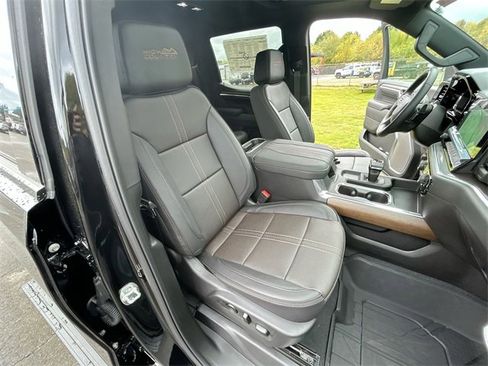 New 2025 Chevrolet Silverado 1500 High Country w/ High Country Premium Package image 29