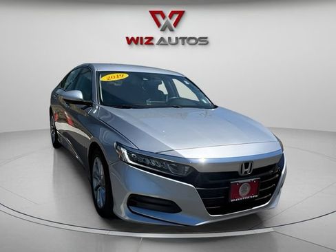 Used 2019 Honda Accord LX image 7