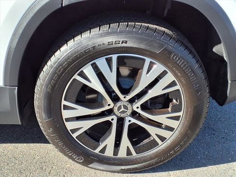 Used 2025 Mercedes-Benz GLA 250 4MATIC image 24