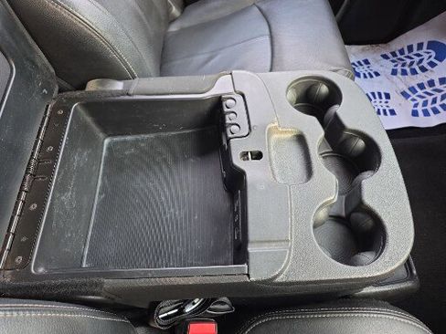 Used 2018 RAM 3500 Laramie image 17