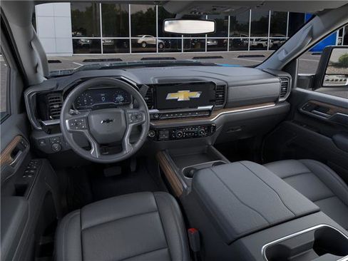 New 2026 Chevrolet Silverado 2500 LT image 15