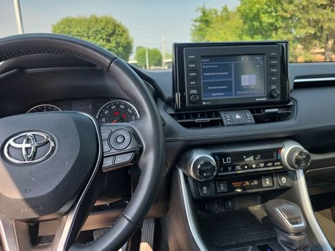 Used 2020 Toyota RAV4 XLE Premium AWD/4WD image 23