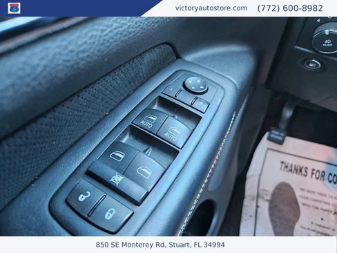 Used 2016 Jeep Grand Cherokee SRT image 68