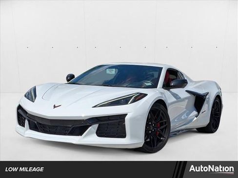 Used 2023 Chevrolet Corvette Z06 image 1
