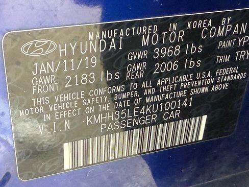 Used 2019 Hyundai Elantra GT FWD image 23