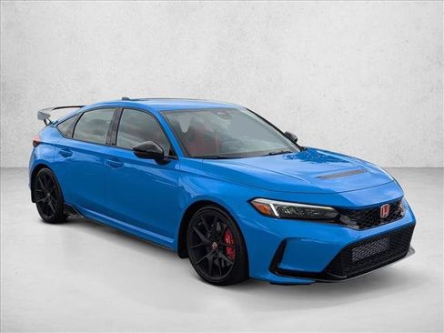 Used 2025 Honda Civic Type R image 3