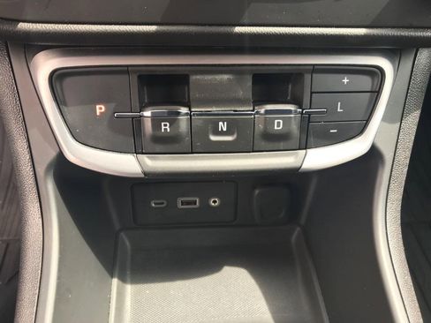 Certified 2024 GMC Terrain SLE w/ Driver Convenience Package AWD/4WD image 57