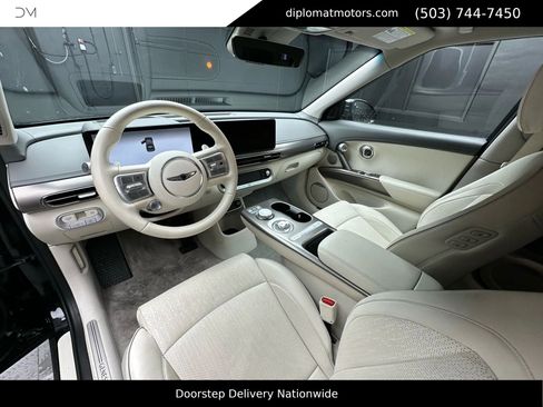 Used 2024 Genesis GV60 Advanced image 17