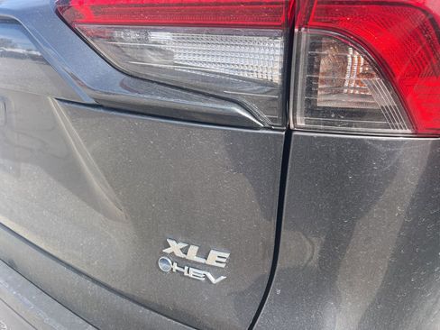 Used 2025 Toyota RAV4 XLE image 7