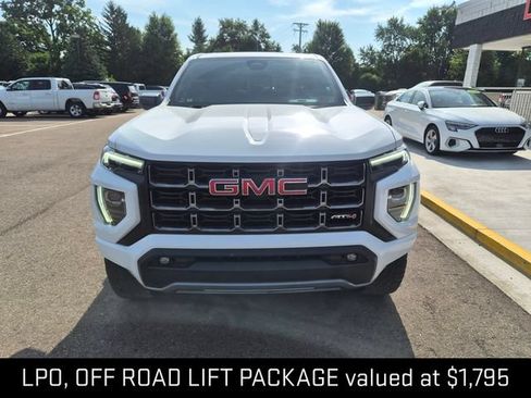Used 2023 GMC Canyon AT4 w/ LPO, Off Road Lift Package AWD/4WD image 3