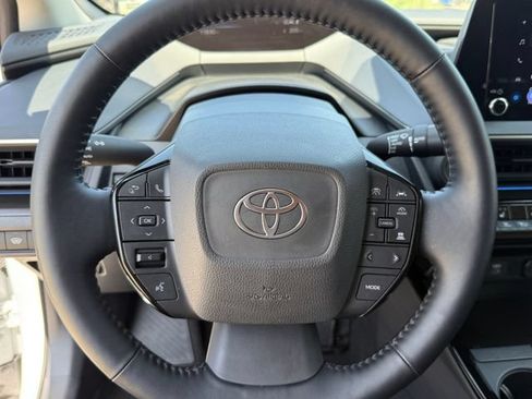 Used 2026 Toyota Prius FWD image 11