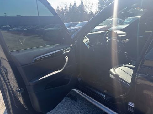 Used 2016 BMW X1 xDrive28i image 10