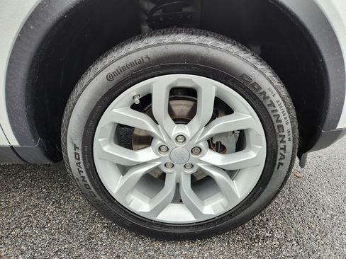 Used 2019 Land Rover Discovery Sport HSE image 7