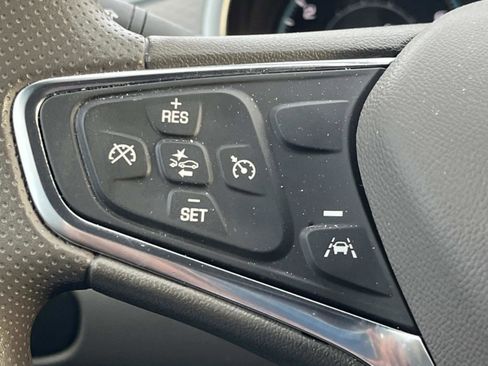 Used 2024 Chevrolet Malibu LT image 31