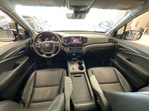 Used 2023 Honda Ridgeline RTL-E image 9