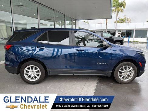 Used 2023 Chevrolet Equinox LS image 8