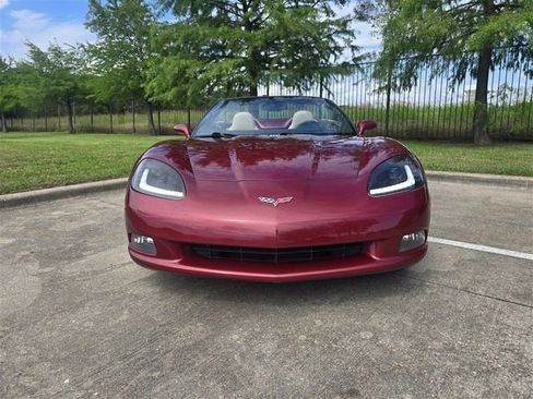 Used 2007 Chevrolet Corvette Convertible w/ Preferred Equipment Group RWD image 23