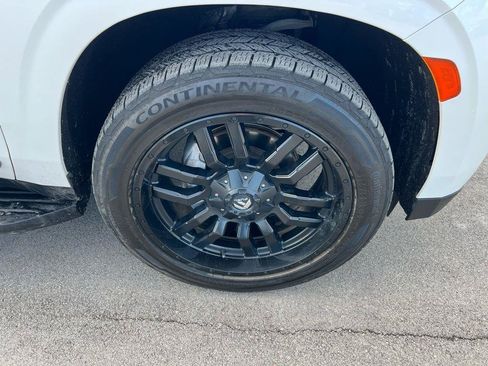 Used 2021 GMC Yukon Denali image 11