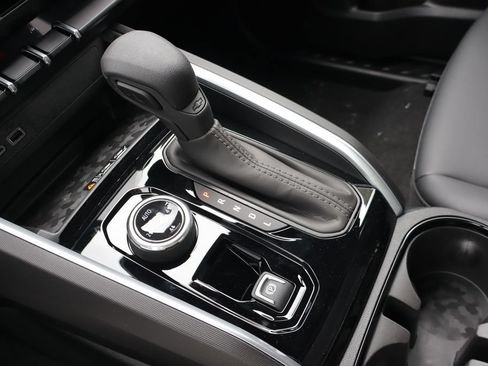 New 2026 Chevrolet Colorado Trail Boss AWD/4WD image 9