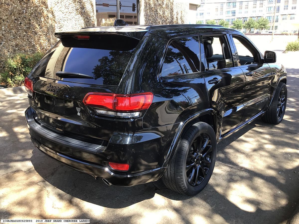Used 2019 Jeep Grand Cherokee Altitude RWD image 5