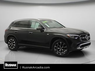 Used 2025 Mercedes-Benz GLC 350e 4MATIC video 1