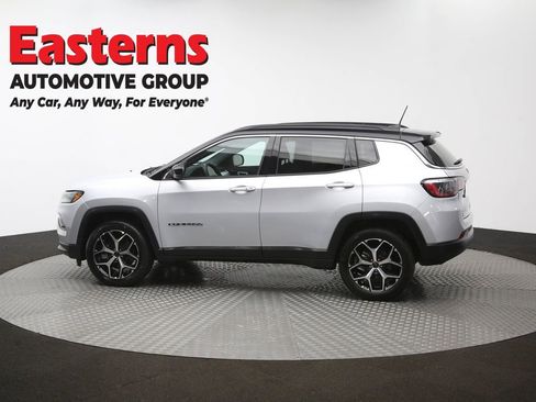 Used 2025 Jeep Compass Limited AWD/4WD image 61