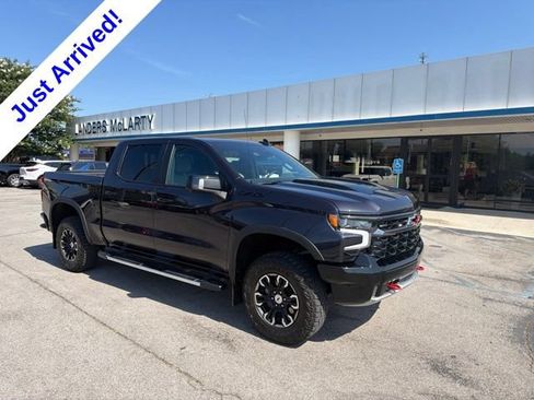 Used 2024 Chevrolet Silverado 1500 ZR2 w/ Technology Package AWD/4WD image 29