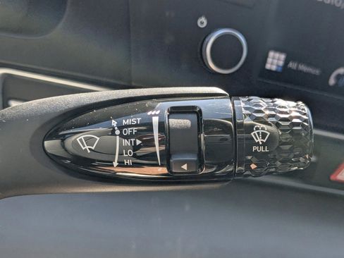 New 2025 Hyundai Elantra SE FWD image 26