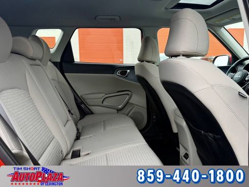 Used 2024 Kia Soul EX FWD image 42