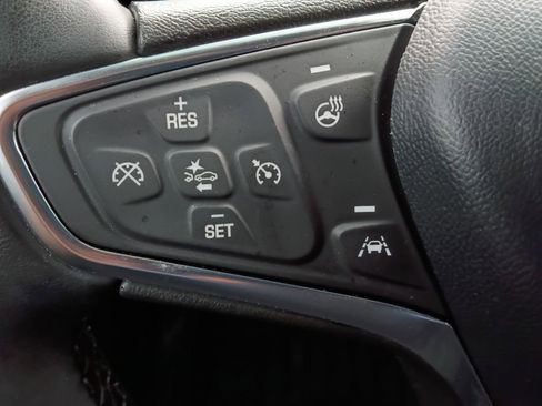 Used 2024 Chevrolet Equinox LT FWD image 11