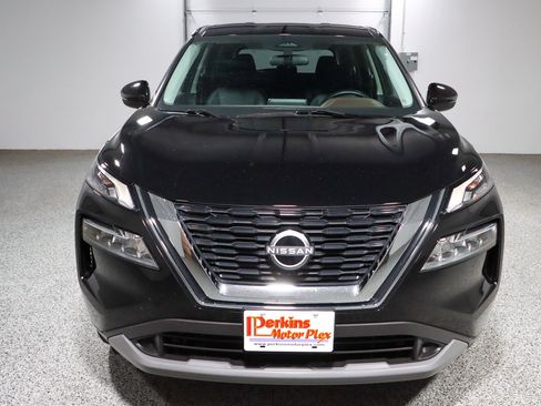 Used 2022 Nissan Rogue SV AWD/4WD image 4