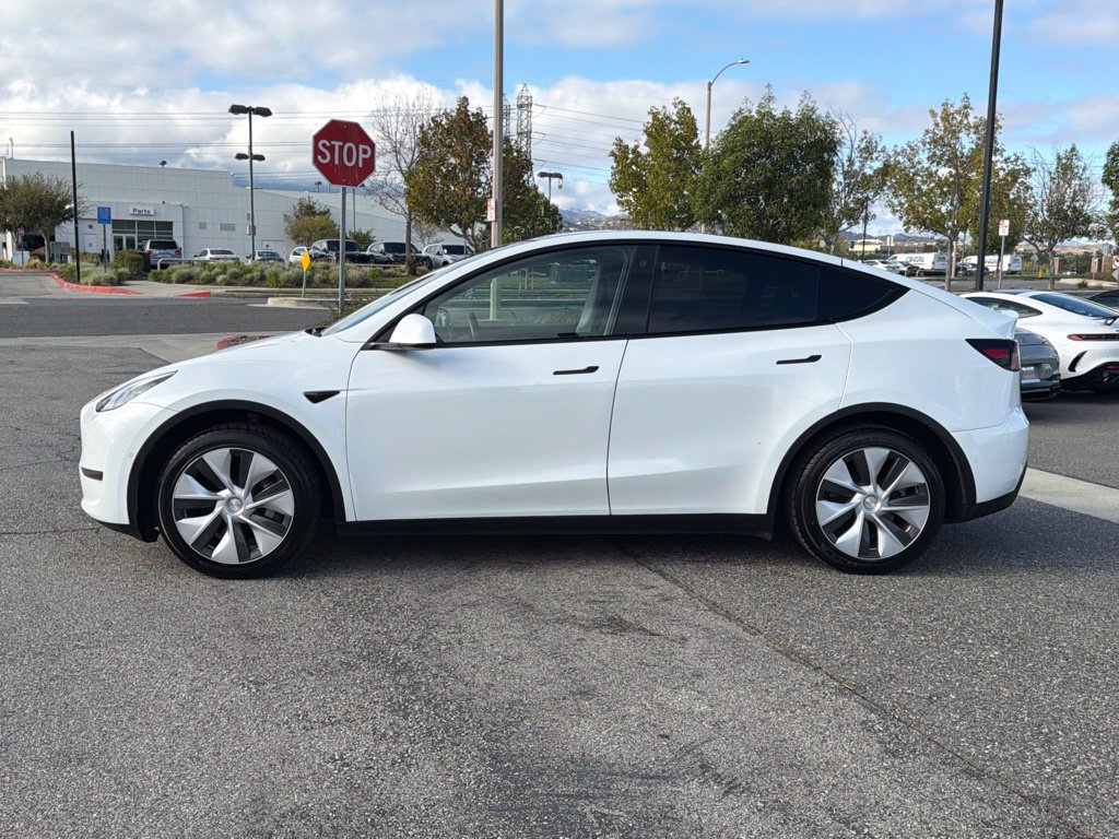 Used 2021 Tesla Model Y Long Range AWD/4WD image 12