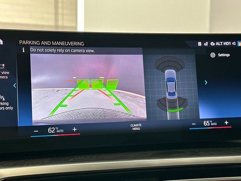 Certified 2023 BMW 330e w/ M Sport Package image 25