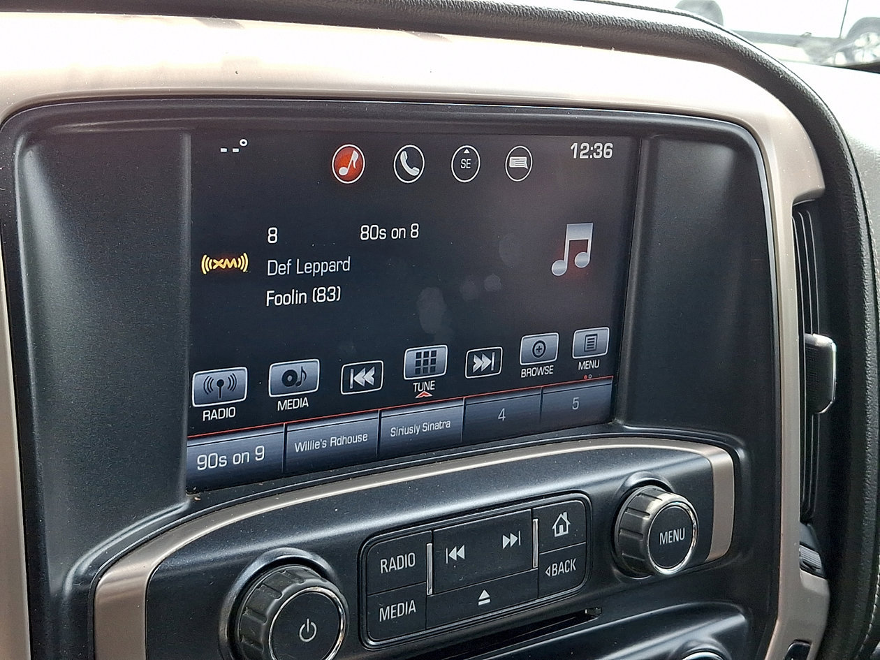 Used 2016 GMC Sierra 2500 Denali w/ Driver Alert Package AWD/4WD image 18