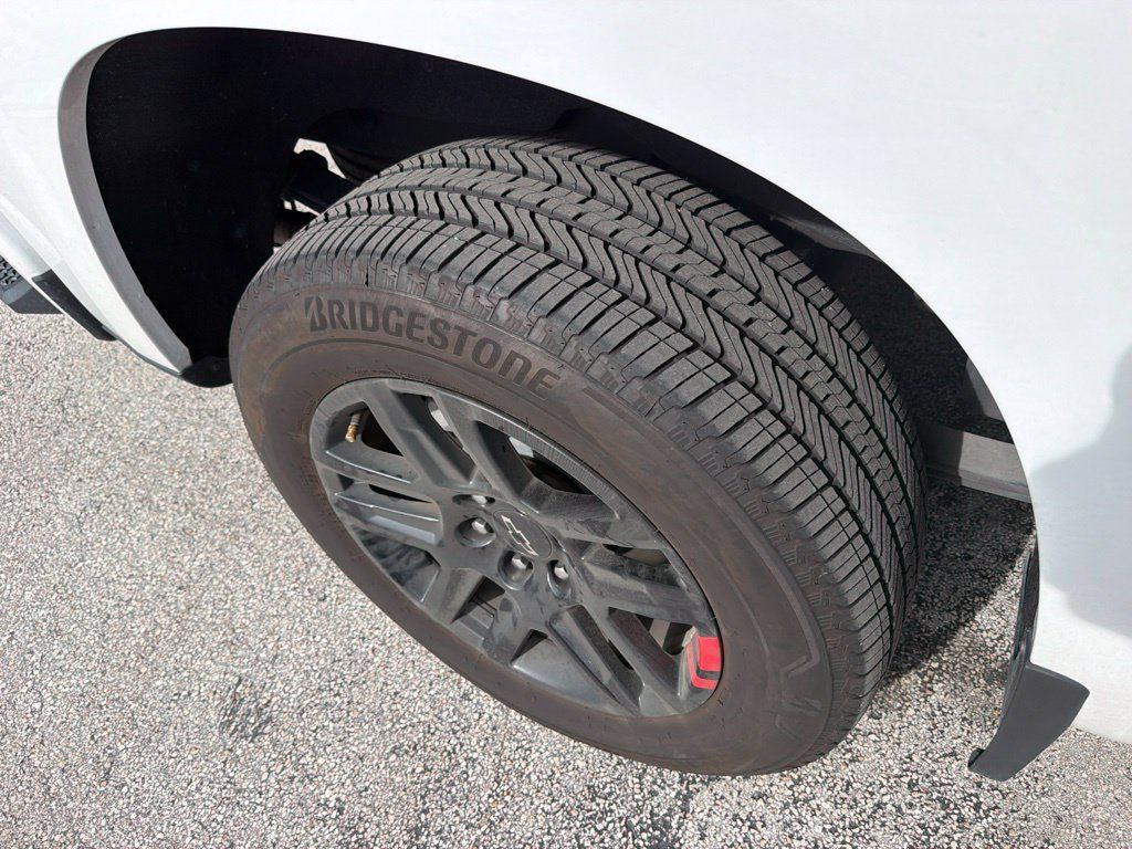 Used 2023 Chevrolet Silverado 1500 RST w/ Redline Edition RWD image 12