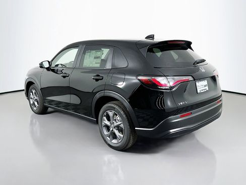 New 2026 Honda HR-V LX image 5