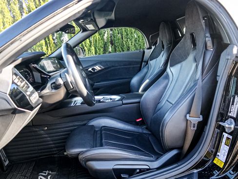 Used 2022 BMW Z4 M40i w/ Premium Package image 17